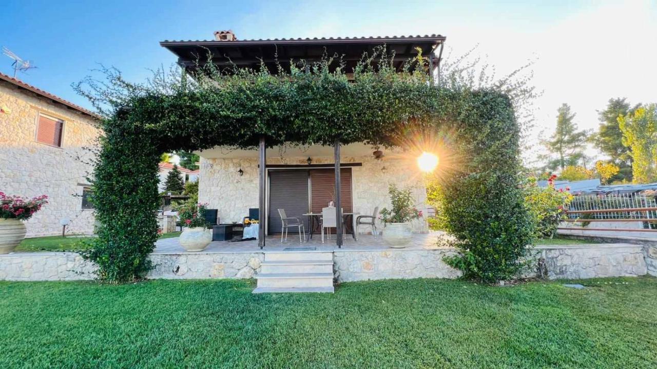 Daphne Villas Kriopigi Exterior photo